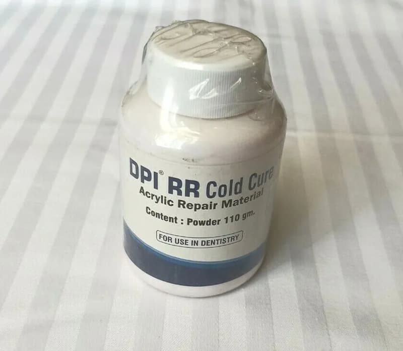 DPI RR Cold Cure Acrylic Repair Material – powder and liquid self-curing acrylic for quick denture repair and prosthetic work by dentists worldwide
